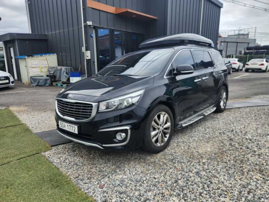 KIA Carnival 2018 — Zona Franca Iquique