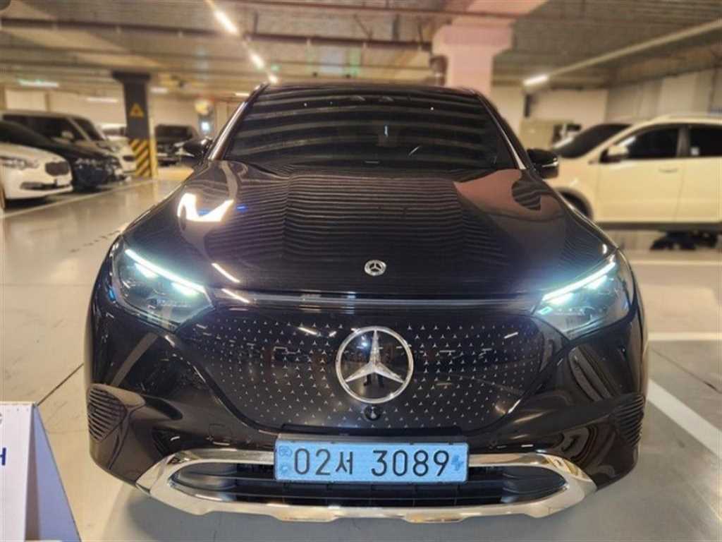 Mercedes Benz EQE