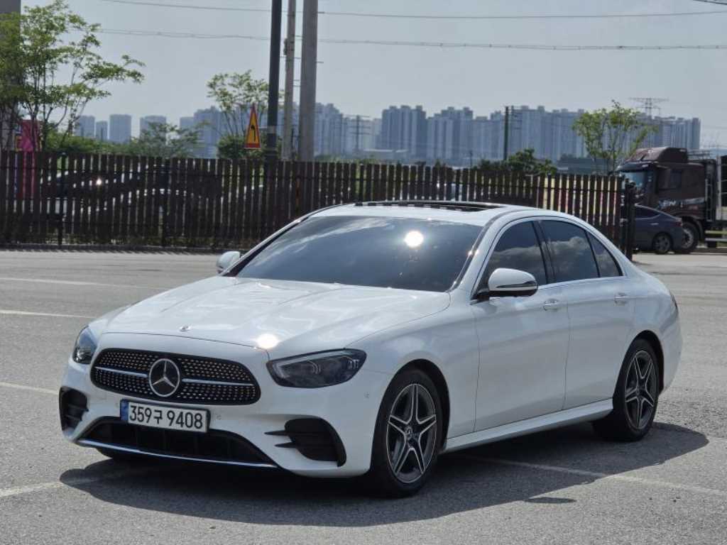 Mercedes Benz E class 2023 — Zona Franca Iquique