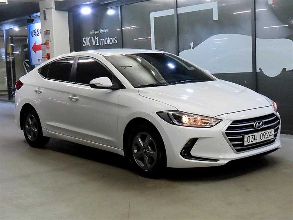 HYUNDAI Avante