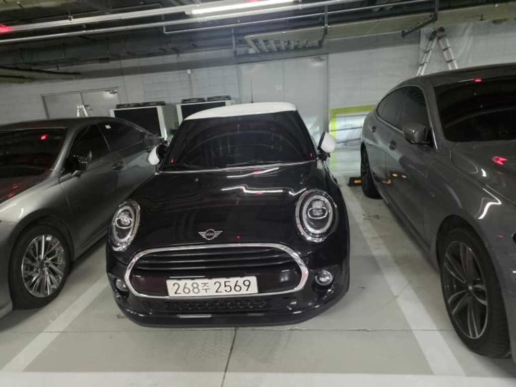 Mini Cooper 2020 — Zona Franca Iquique