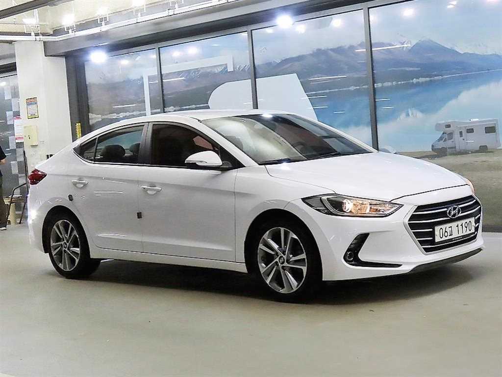 HYUNDAI Avante