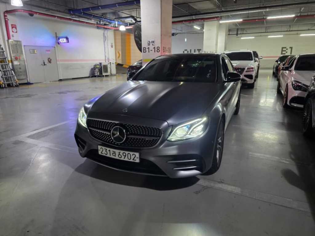 Mercedes Benz E class