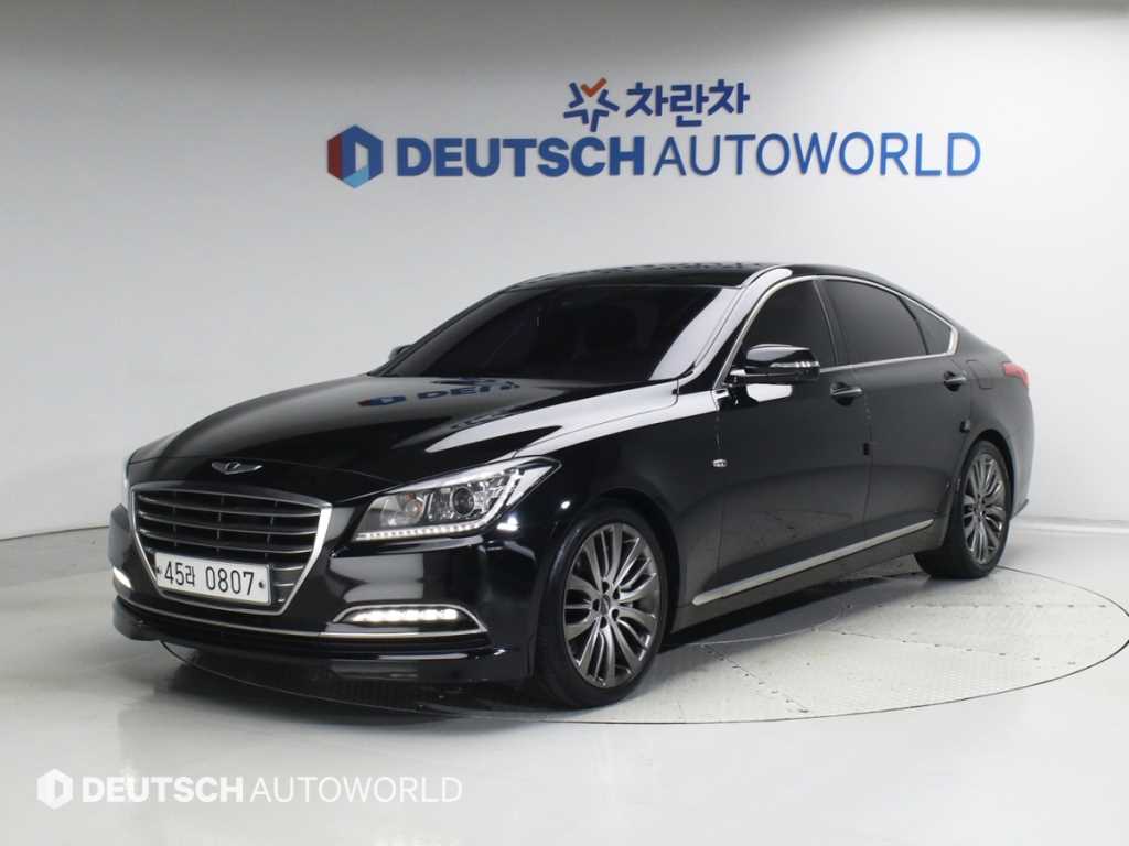 HYUNDAI Genesis