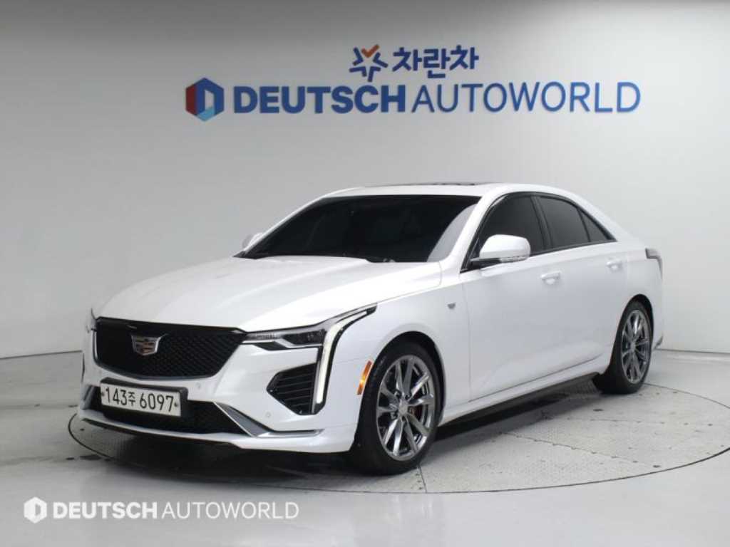 Cadillac CT4