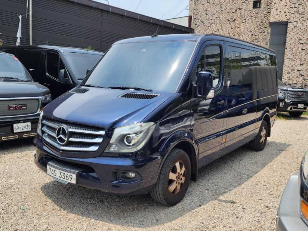 Mercedes Benz Sprinter