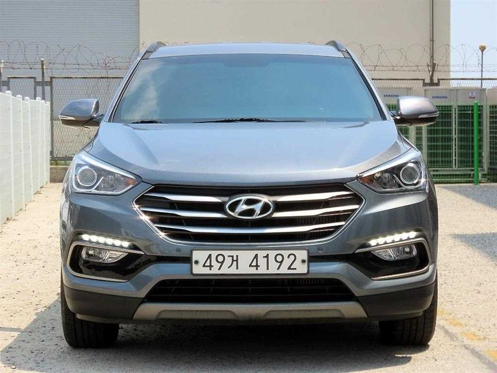 HYUNDAI Santa Fe 2017 — Zona Franca Iquique