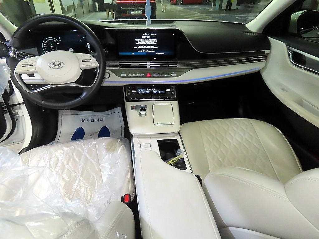 HYUNDAI Grandeur 2022 — Zona Franca Iquique