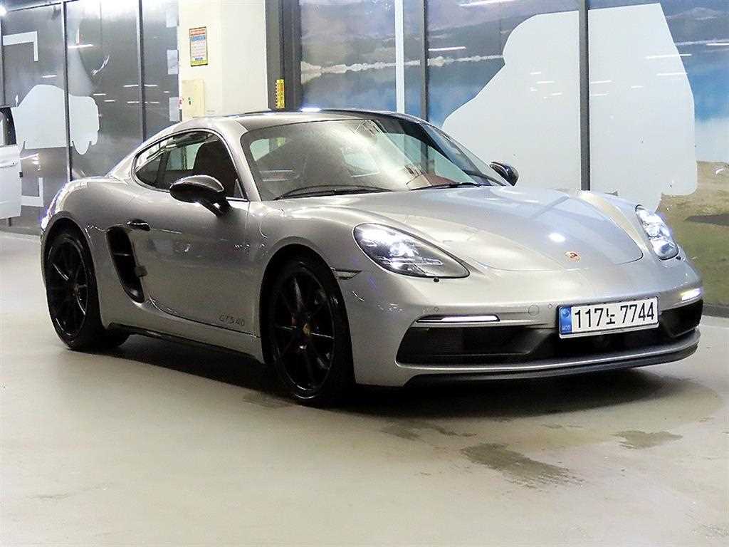 Porsche 718