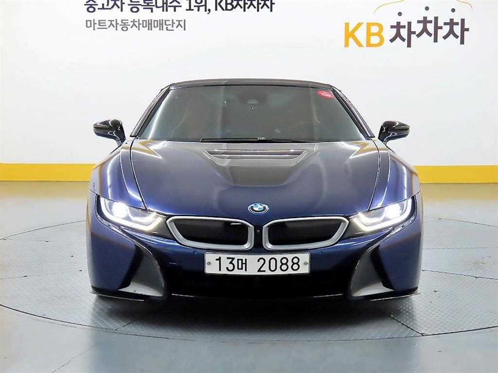 BMW i8