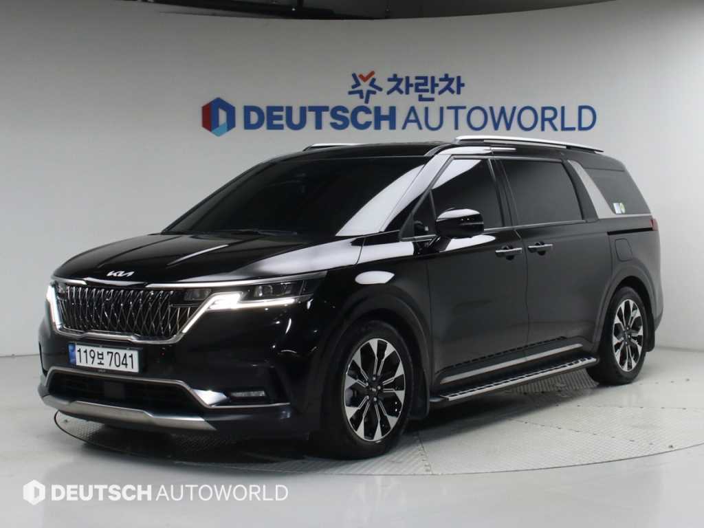 KIA Carnival 2022 — Zona Franca Iquique