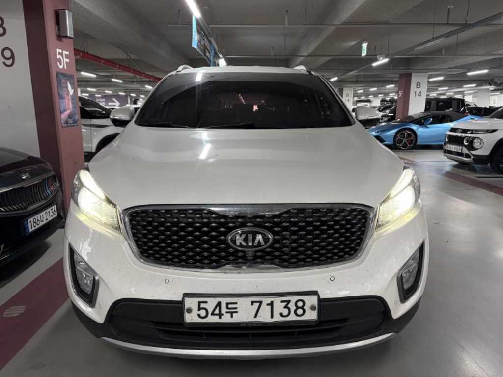KIA Sorento 2015 — Zona Franca Iquique