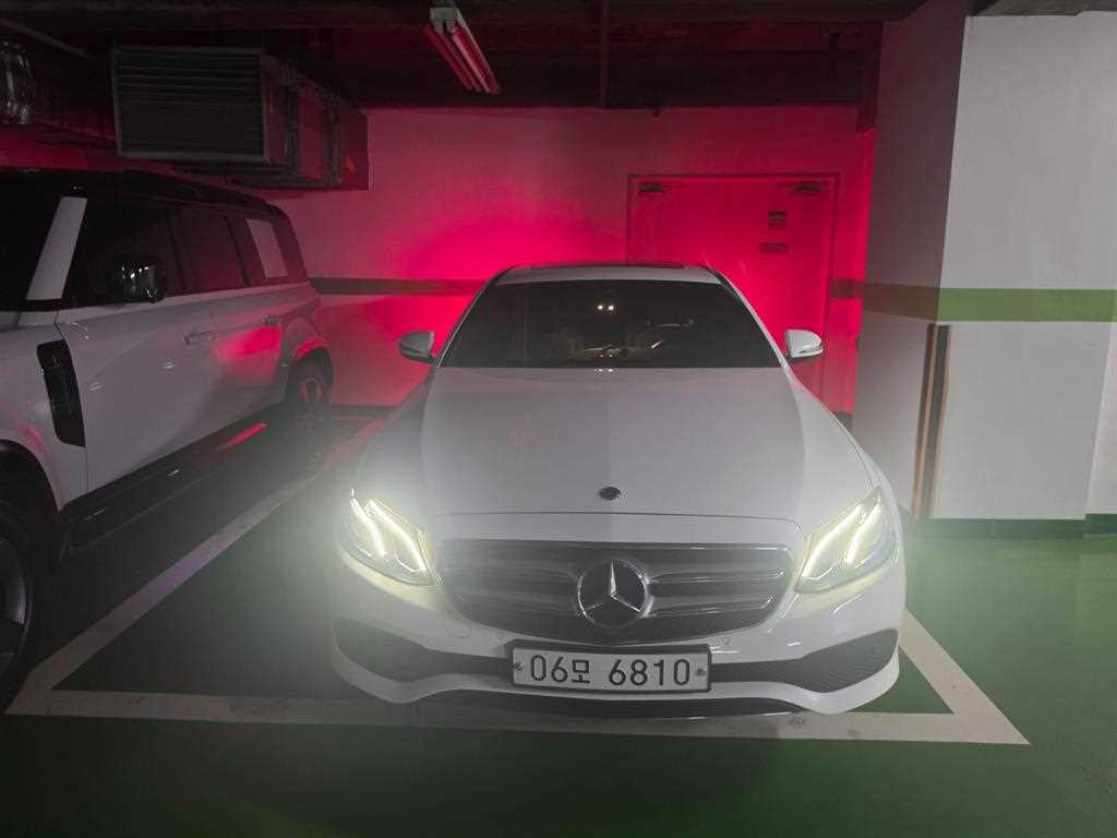 Mercedes Benz E class