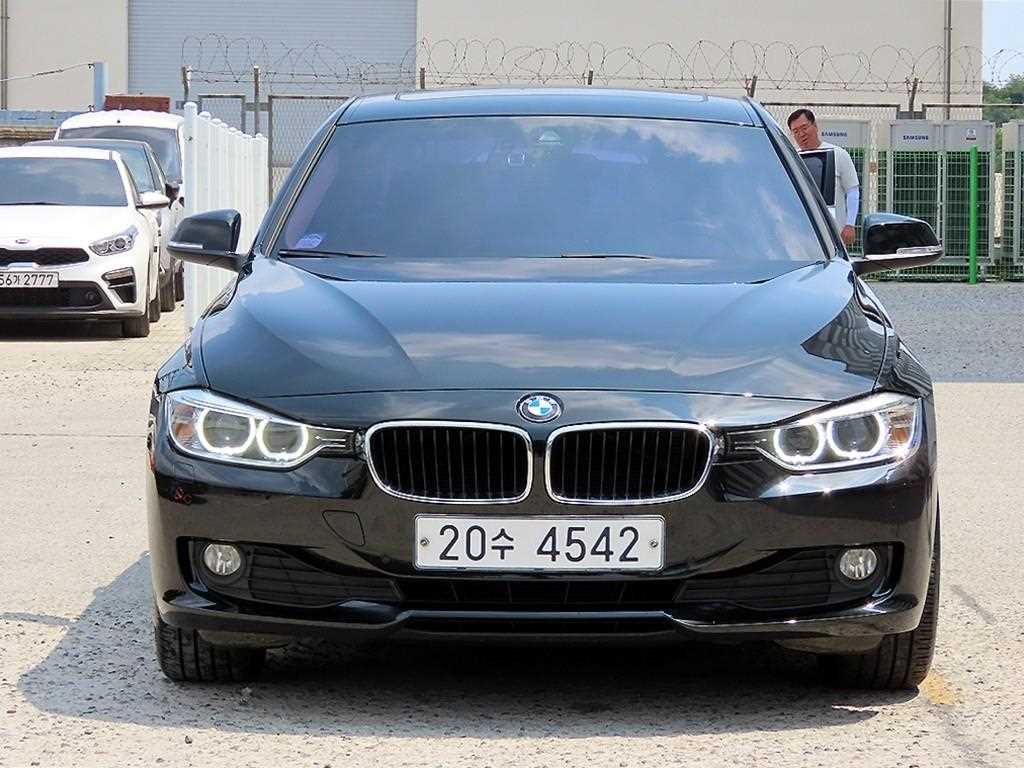 BMW 3 series 2014 — Zona Franca Iquique