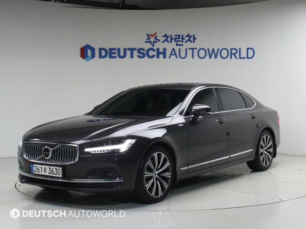 Volvo S90