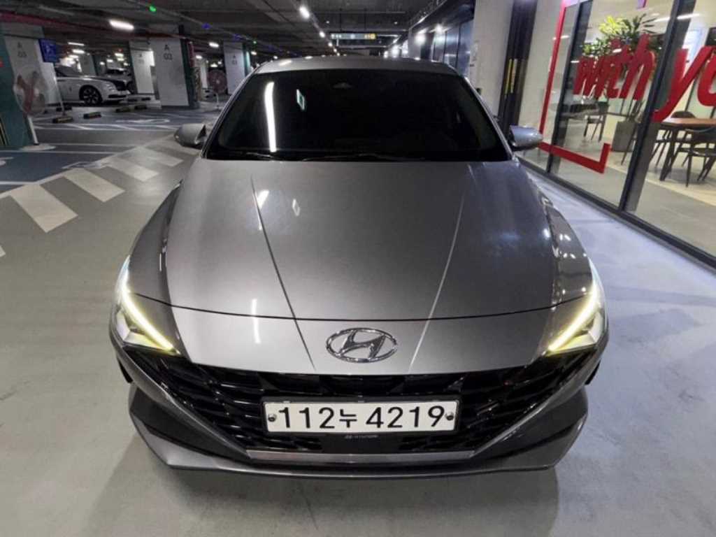 HYUNDAI Avante
