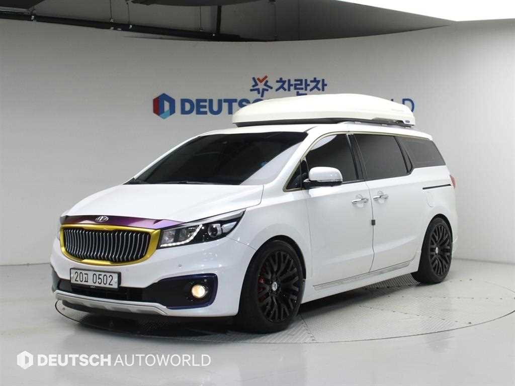 KIA Carnival