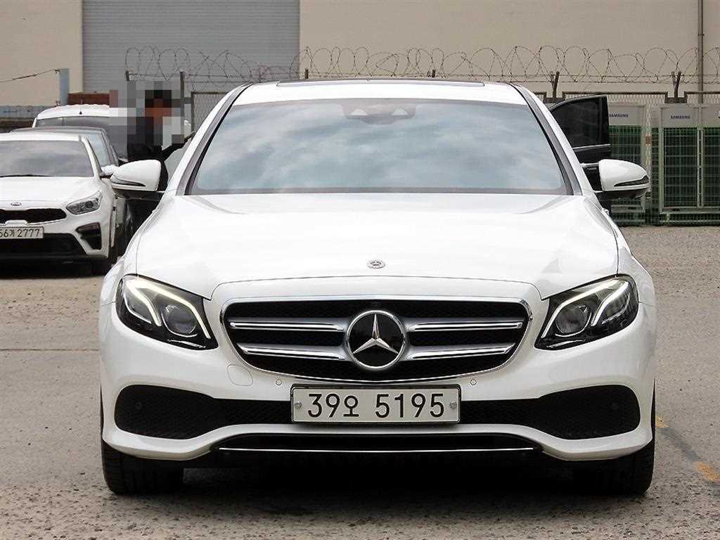 Mercedes Benz E class