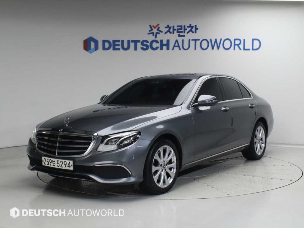 Mercedes Benz E class