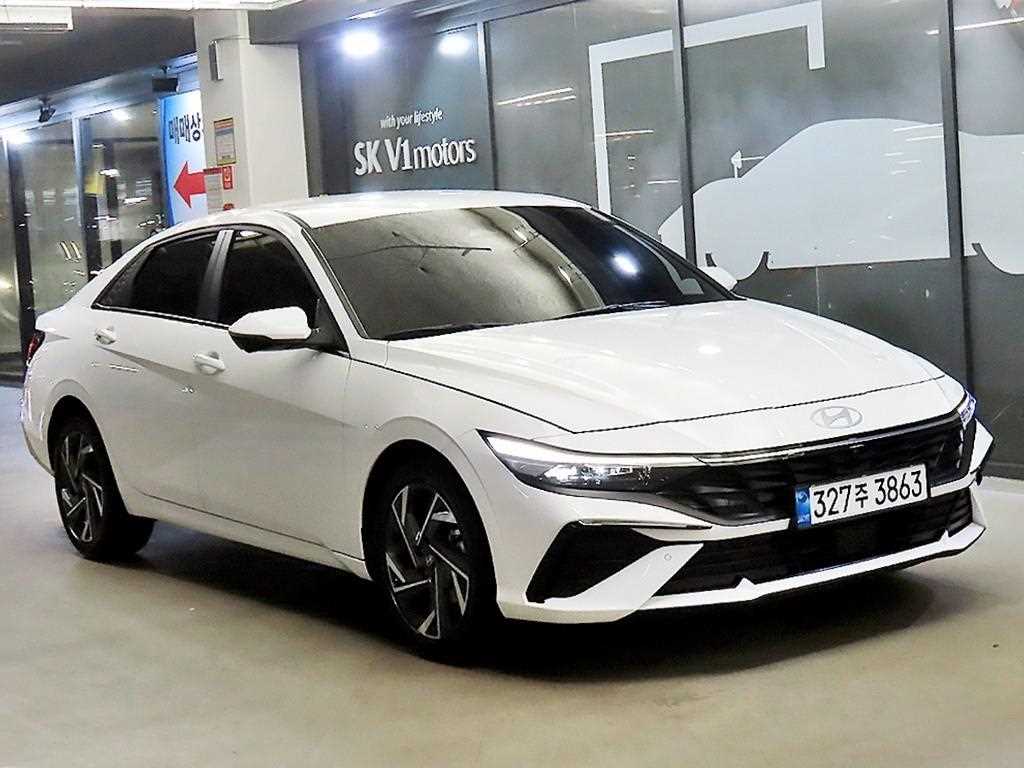 HYUNDAI Avante