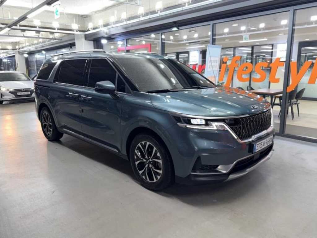 KIA Carnival