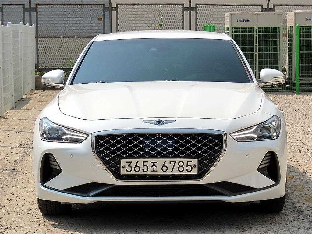 Genesis G70