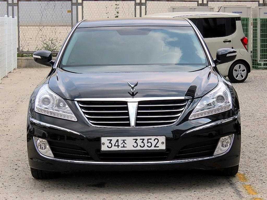 HYUNDAI Equus