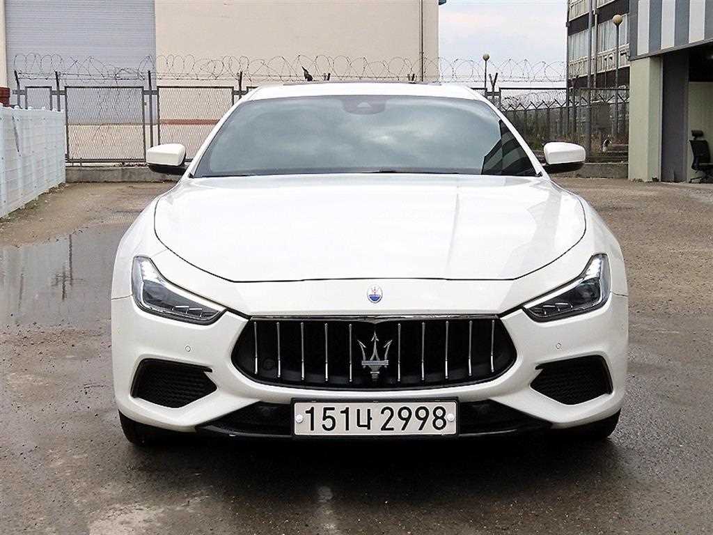 Maserati Ghibli