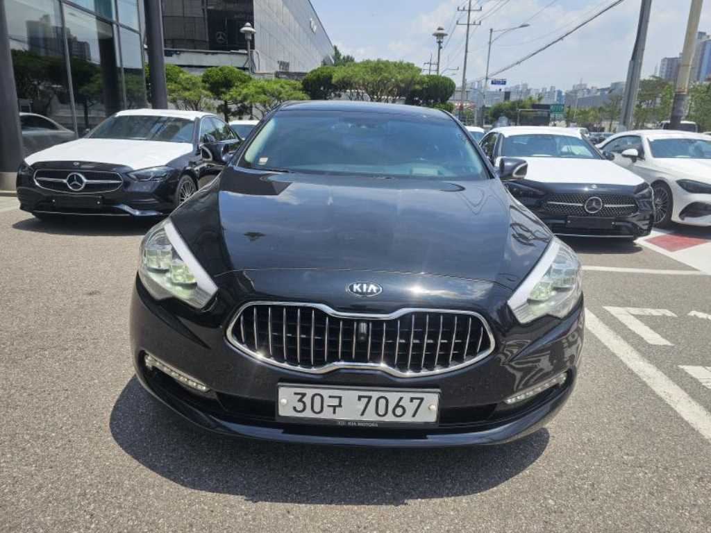 KIA K9