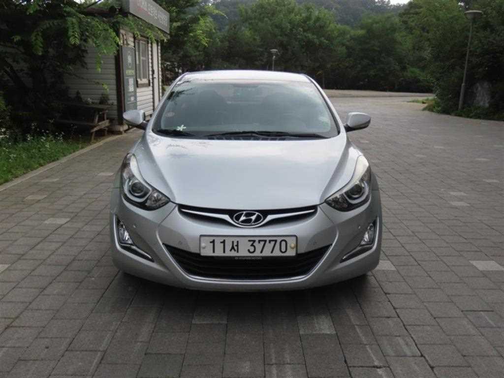 HYUNDAI Avante 1.6 LPI Modern