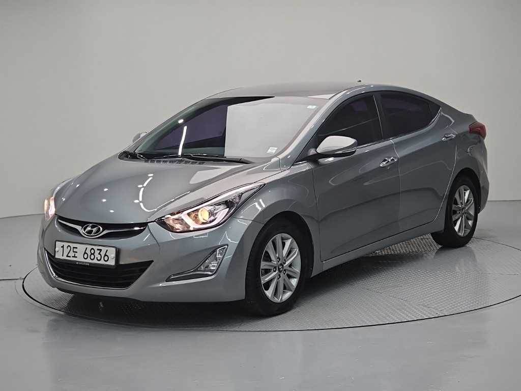 HYUNDAI Avante