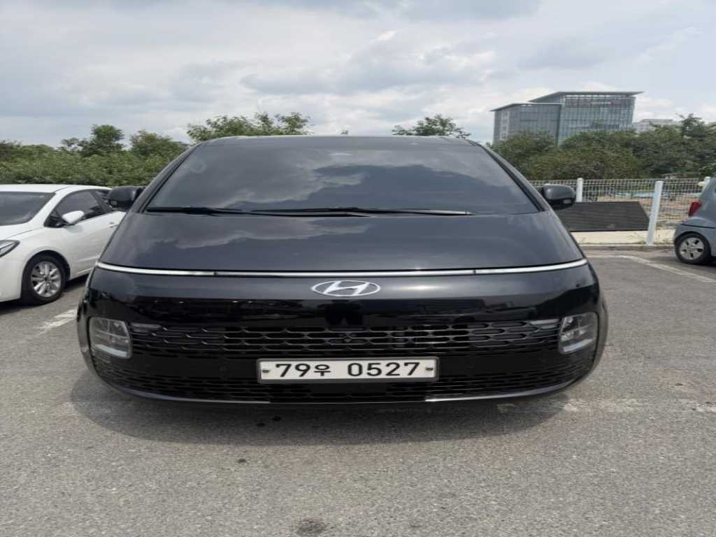 HYUNDAI Staria 2021 — Zona Franca Iquique