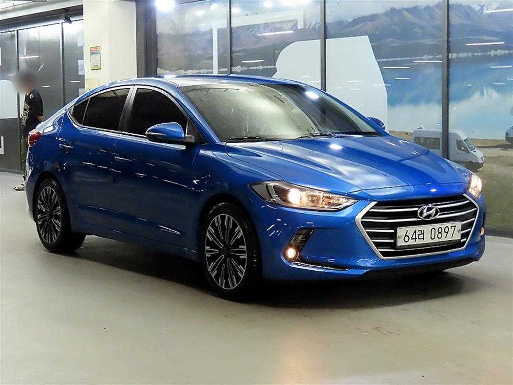 HYUNDAI Avante