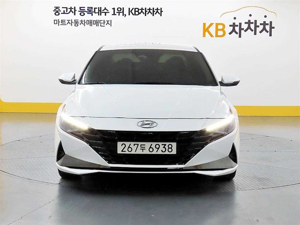 HYUNDAI Avante