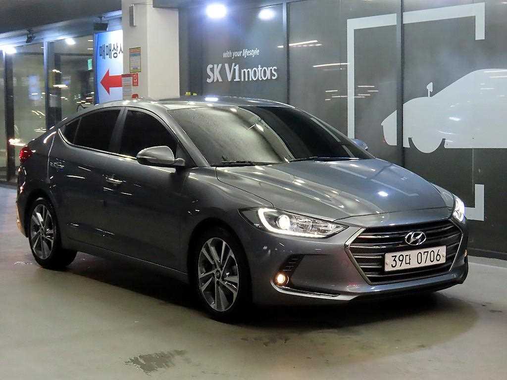 HYUNDAI Avante