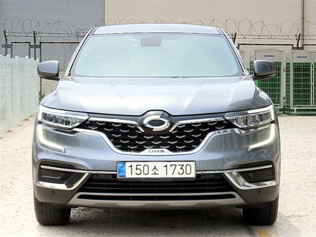 SAMSUNG QM6
