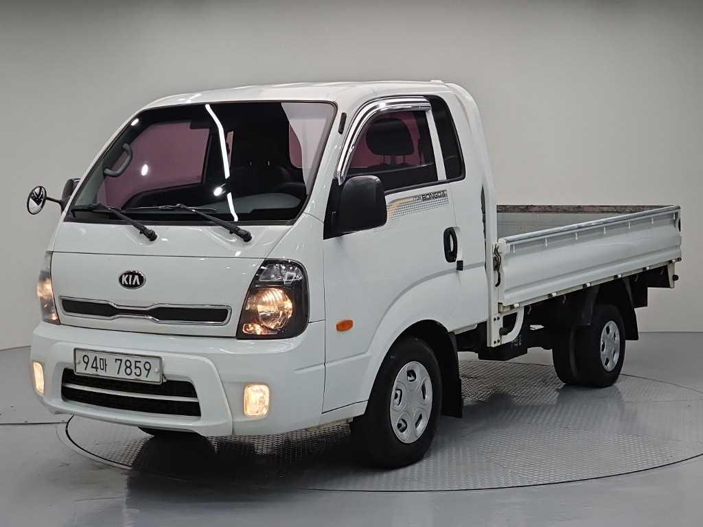 Small Truck Cargo (small) 2015 — Zona Franca Iquique