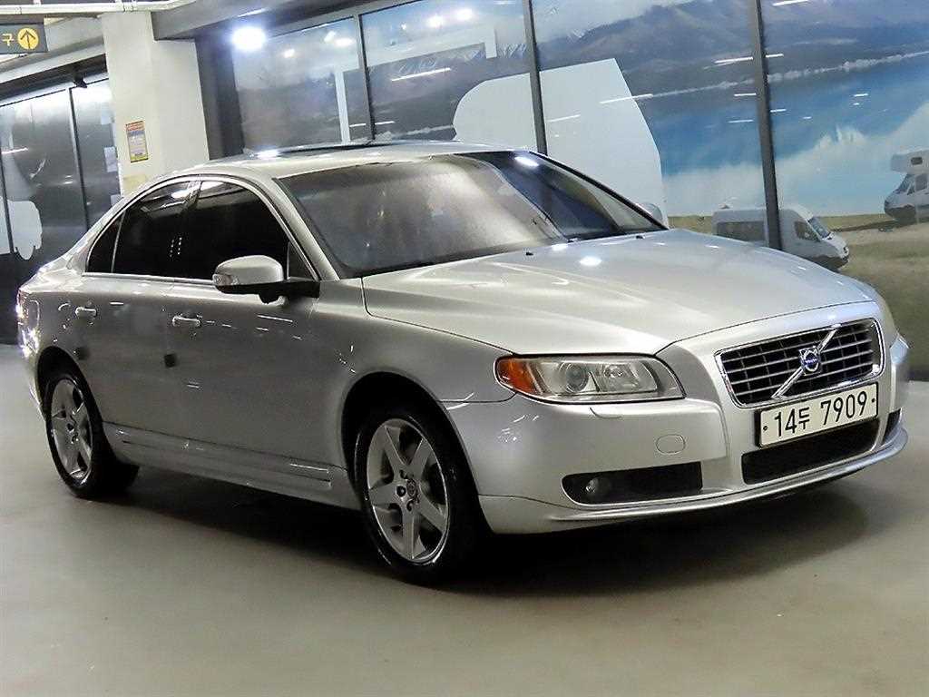 Volvo S80