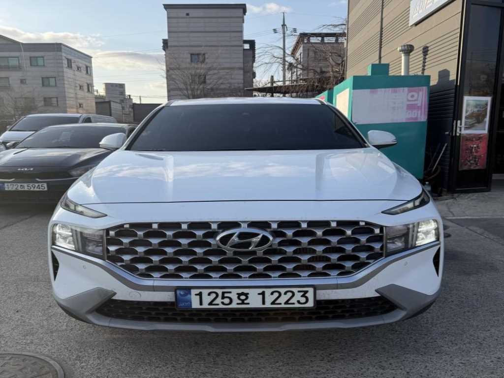HYUNDAI Santa Fe 2021 — Zona Franca Iquique