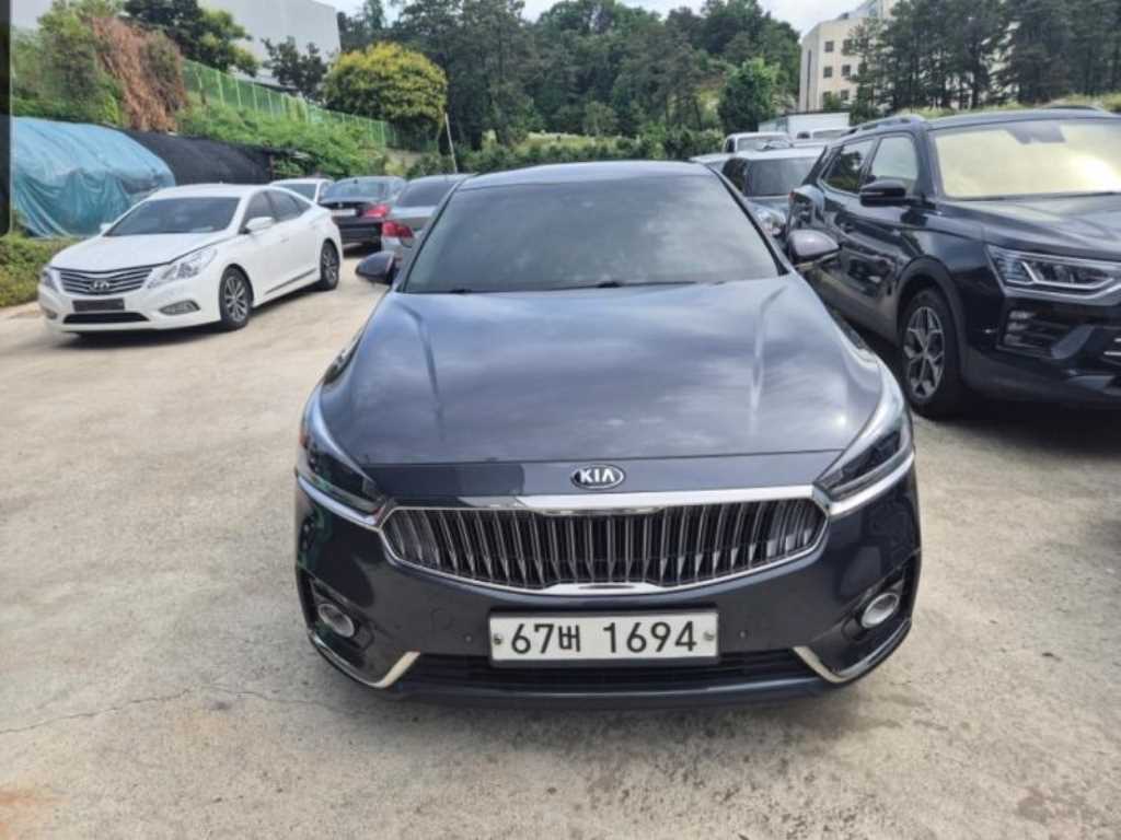 KIA K7
