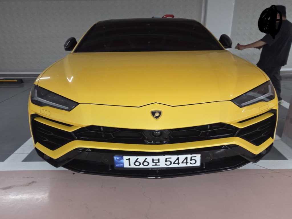 Lamborghini Urus