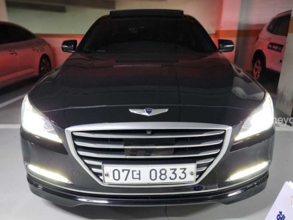 HYUNDAI Genesis 2015 — Zona Franca Iquique