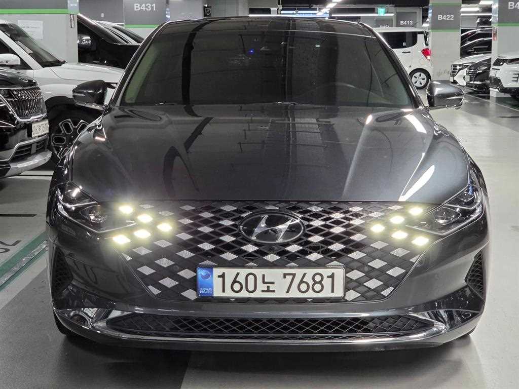 HYUNDAI Grandeur IG 2.5 LeBlanc
