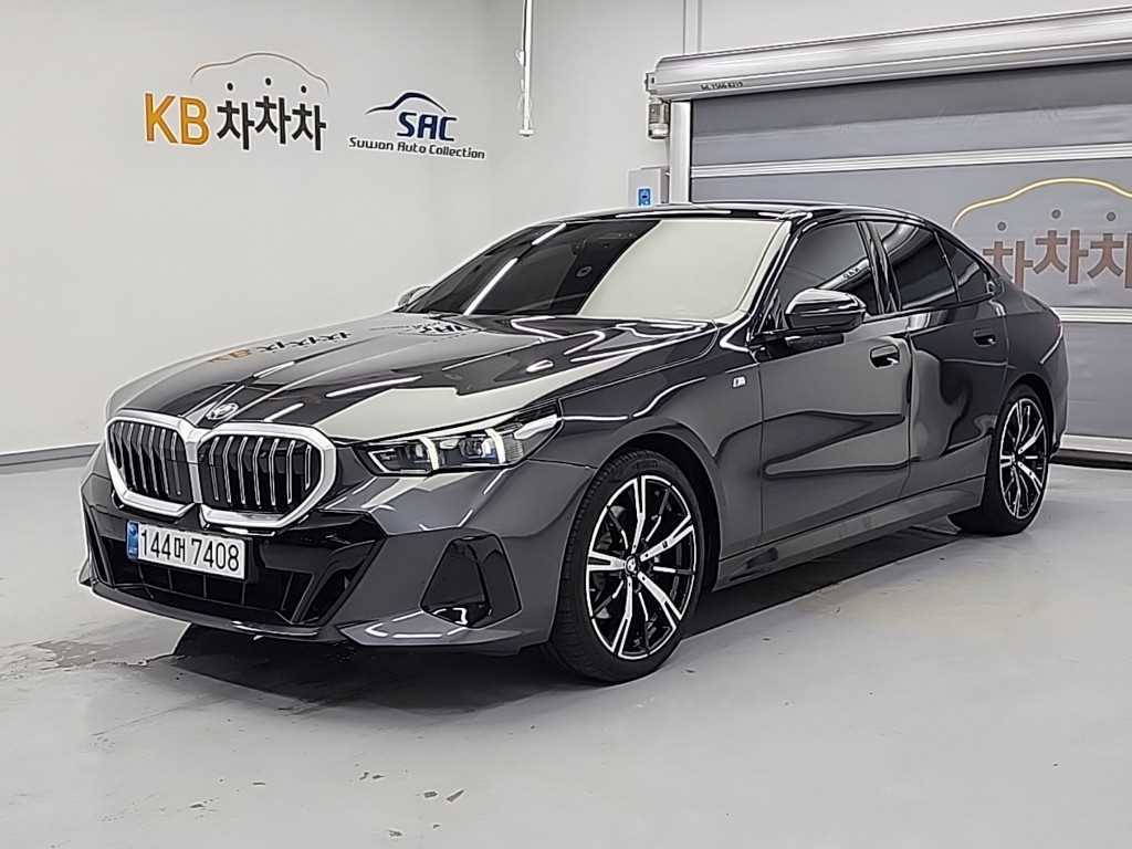 BMW 5 Series (G60) 530i xDrive M sports