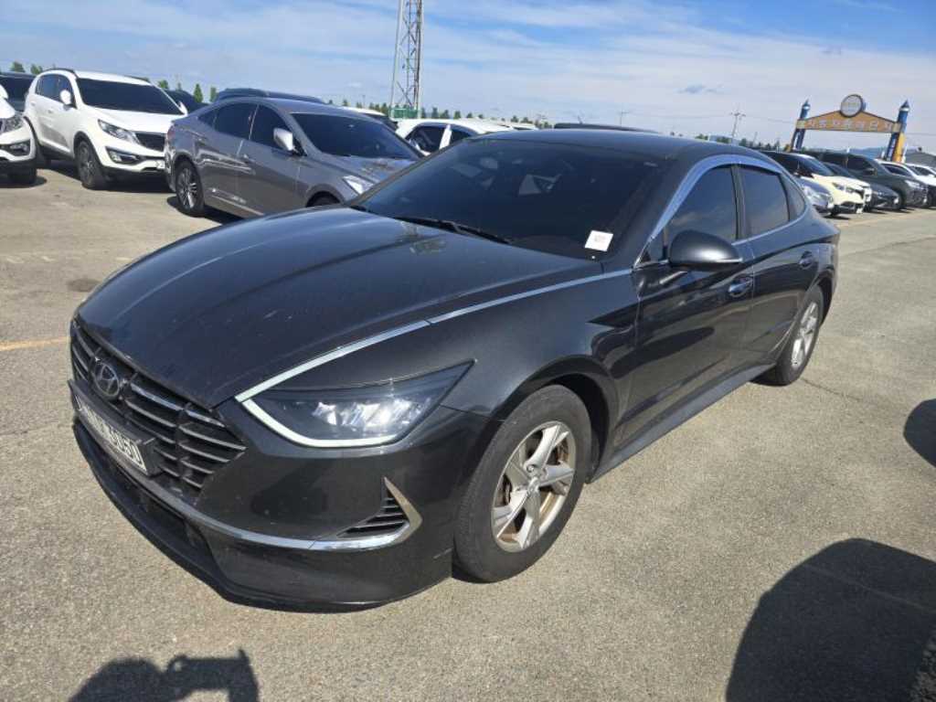 HYUNDAI Sonata (DN8) 2.0 Premium