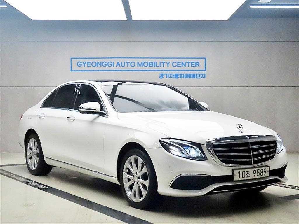 Mercedes Benz E class W213 E300 4MATIC