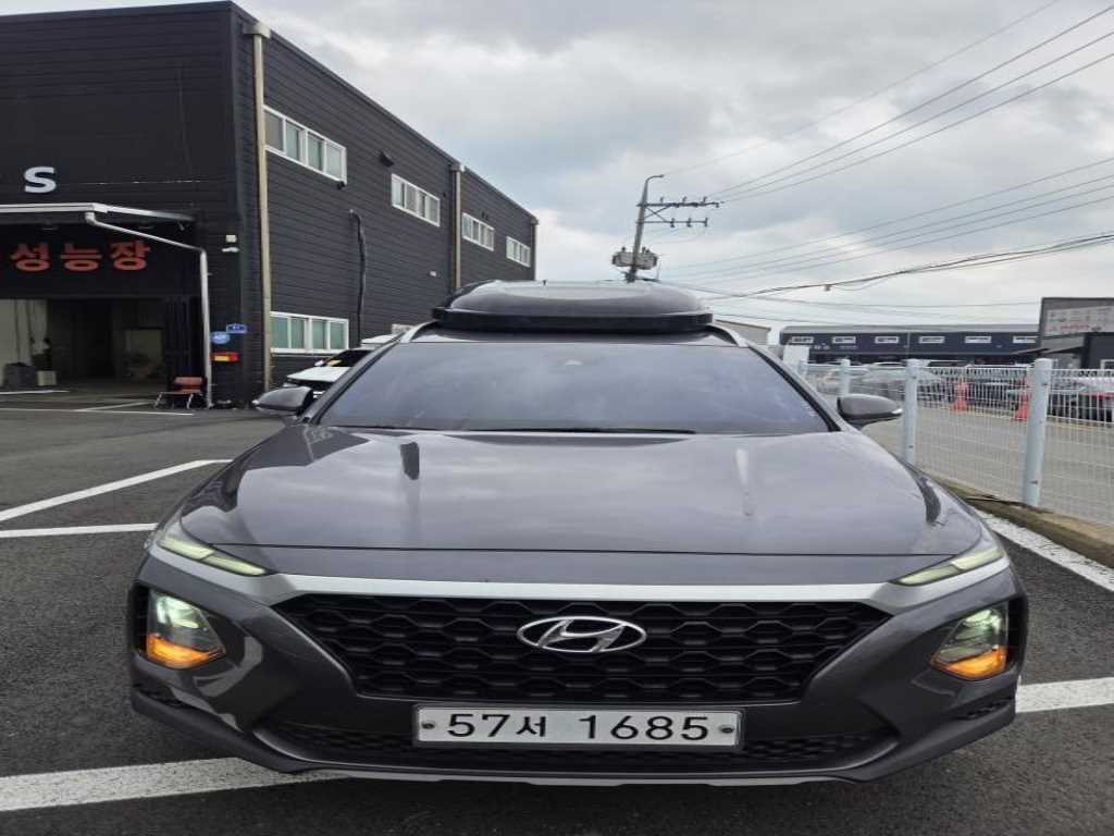 HYUNDAI Santa Fe 2018 — Zona Franca Iquique