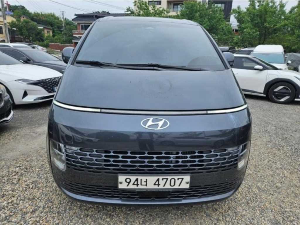 HYUNDAI Staria 2021 — Zona Franca Iquique