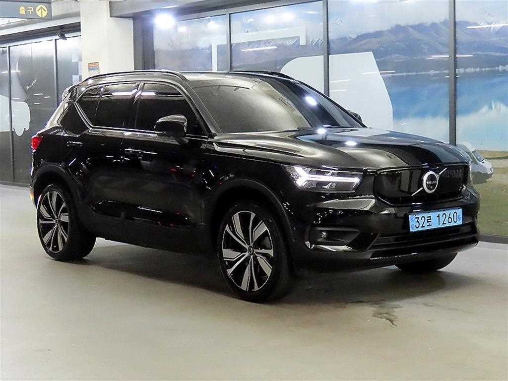 Volvo XC40 2022 — Zona Franca Iquique