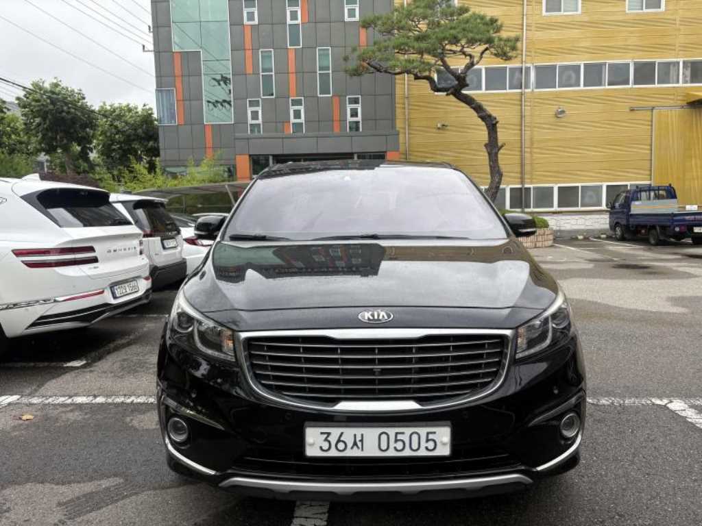 KIA Carnival